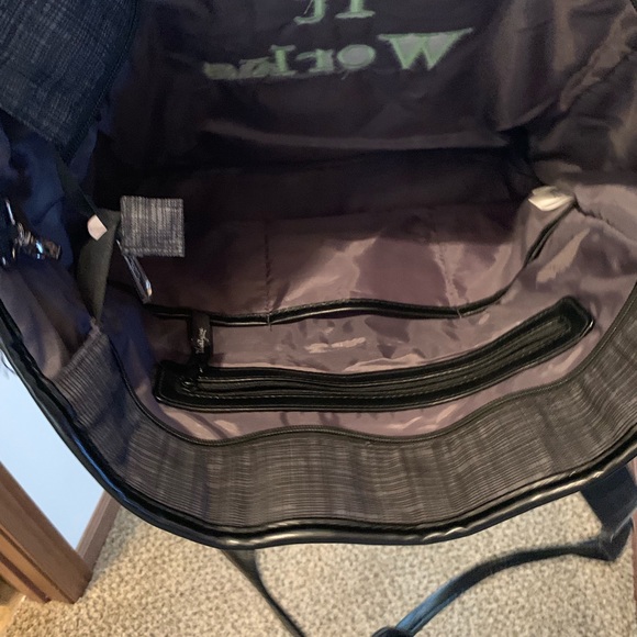 It Works Thirty One Bag - Picture 2 of 2
